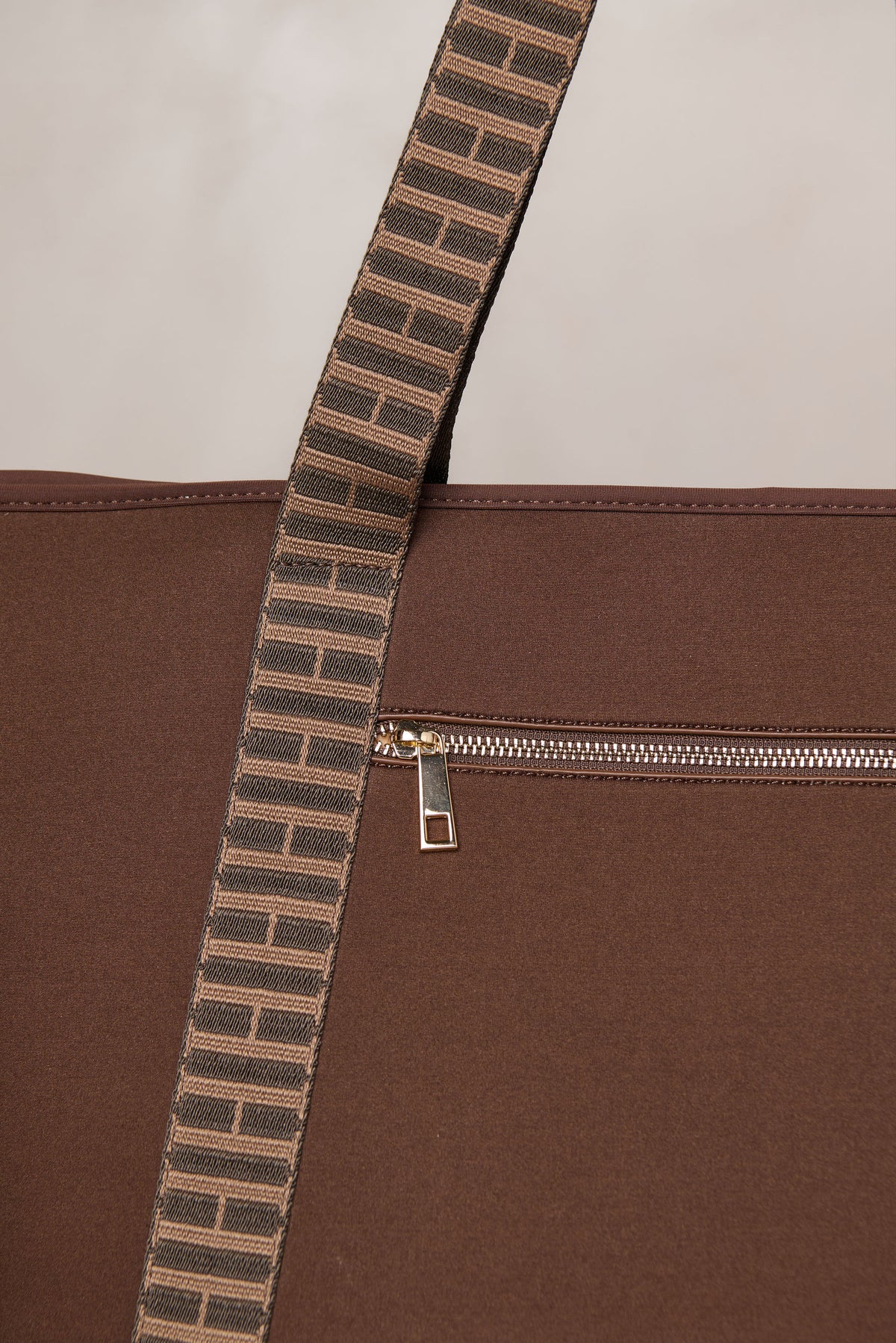 Chocolate brown carry all convertible tote backpack bag in neoprene XL with adjustable straps with zipper