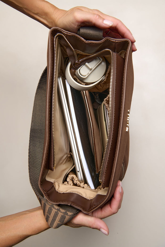 Organised interior of the Chocolate H-Convert
