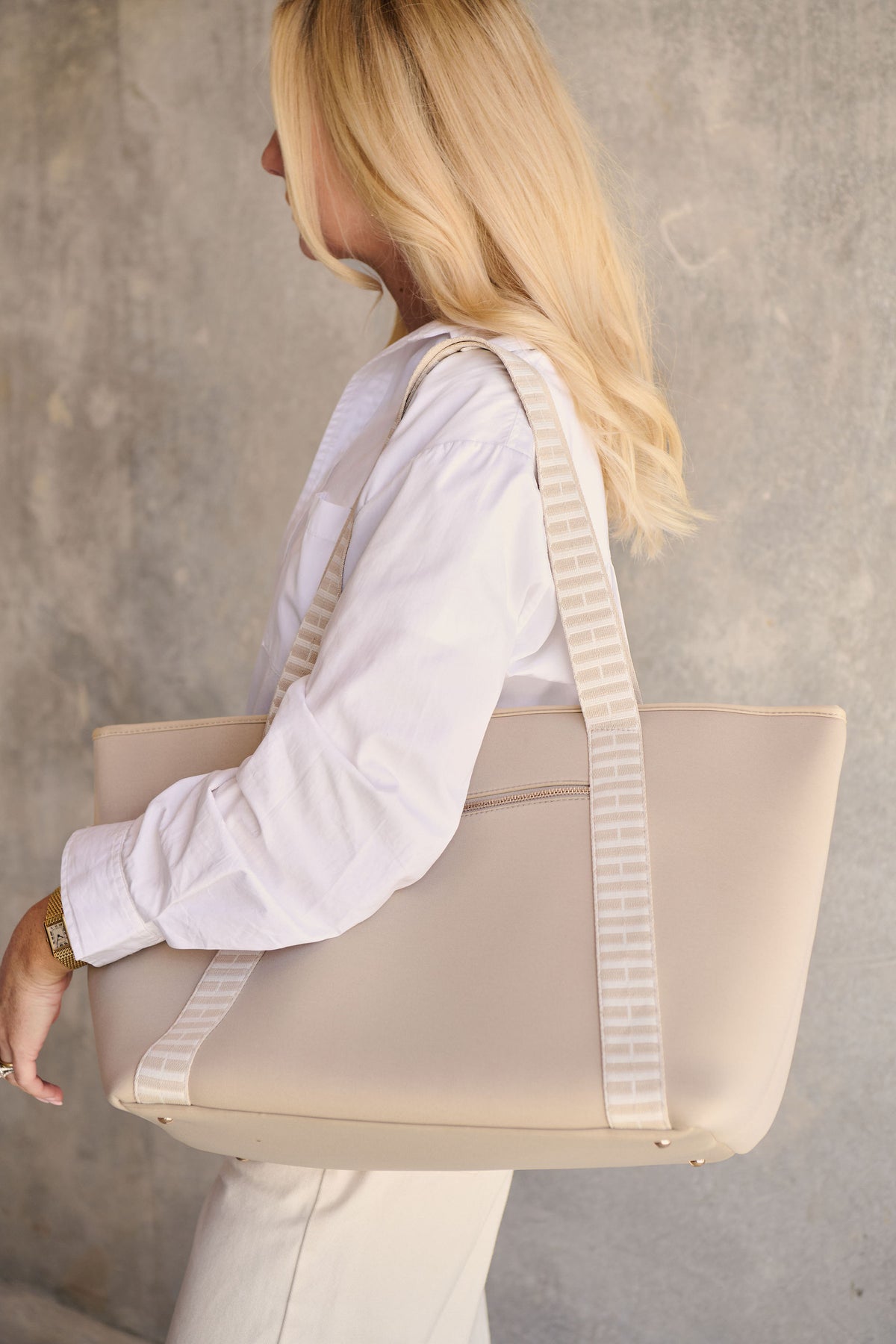 Taupe cream carry all convertible tote backpack bag in neoprene XL with adjustable straps over shoulder